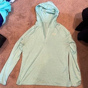 Under Armour Hooded Long Sleeve